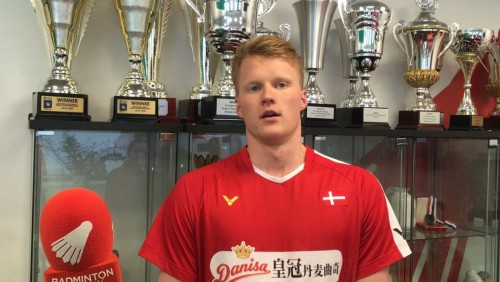 角球与前场 角球与前场